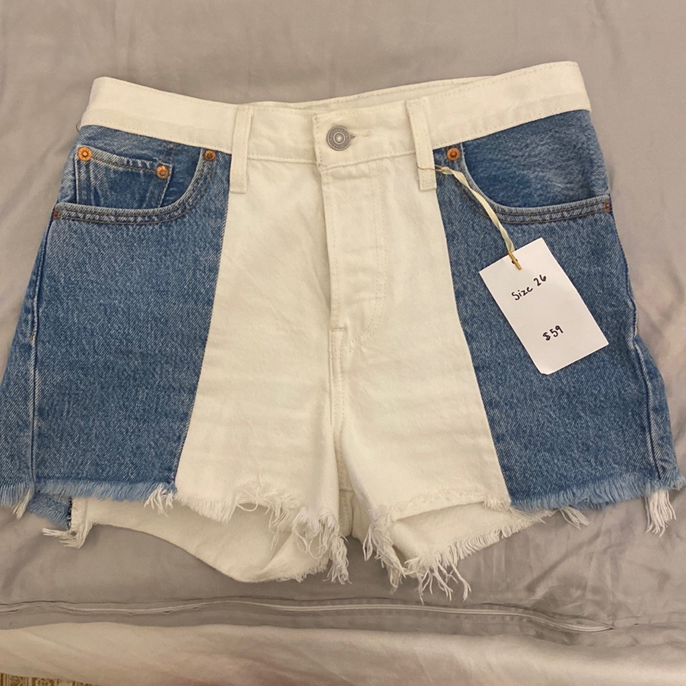 Levi’s Wedgie short size 26 BRAND NEW white & blue VINTAGE